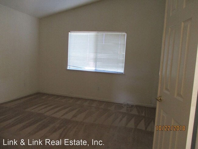 Building Photo - 5 br, 3 bath House - 167 Suncrest