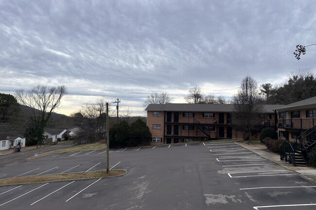 Foto del edificio - Stockton Apartments- Sharp Lane Community ...