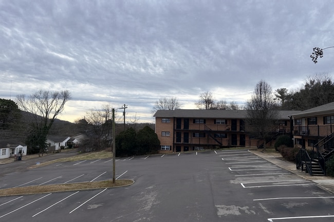 Building Photo - Stockton Apartments- Sharp Lane Community ...