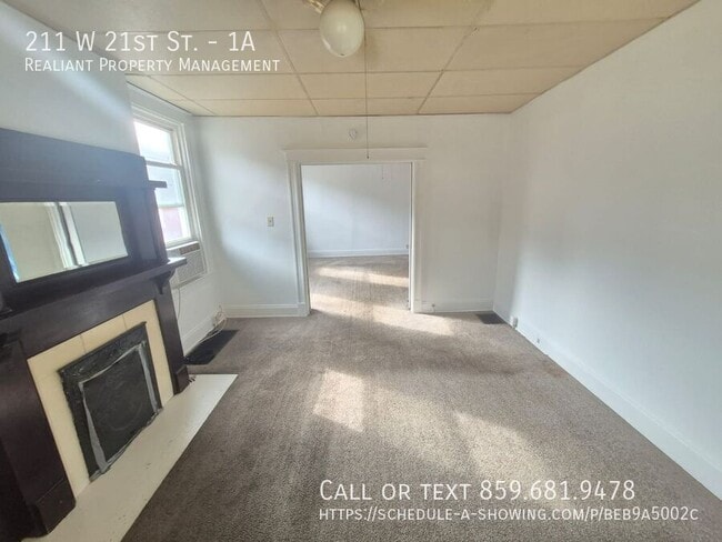 Building Photo - 211 W 21st St