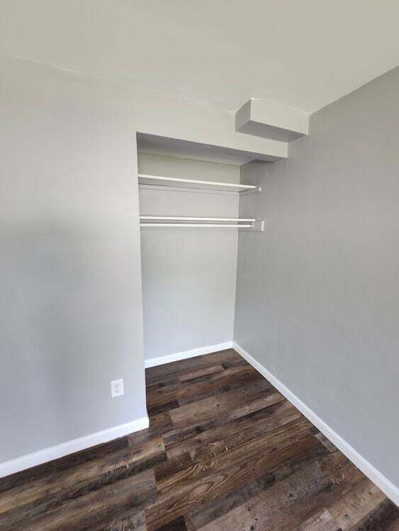 Building Photo - 125 Starling Road