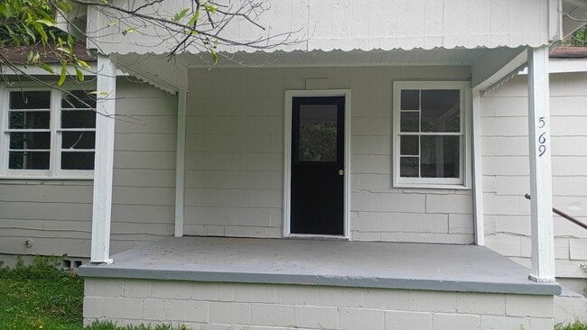 Building Photo - 569 Grenada Terrace