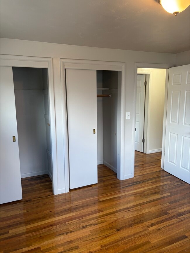 Foto del edificio - 3747 S Lee Maur St