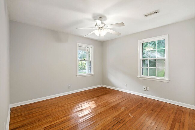 Foto del edificio - 409B