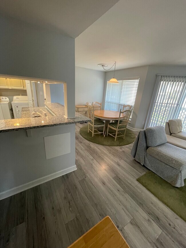 Building Photo - 7412 Ashfield Ct