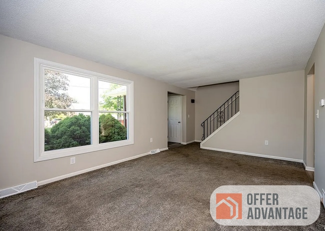 Building Photo - 261 Ehinger Dr