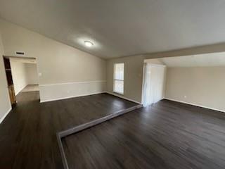 Foto del edificio - 821 Stone Trail Dr