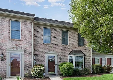 Foto del edificio - 459 Stonehedge Ln