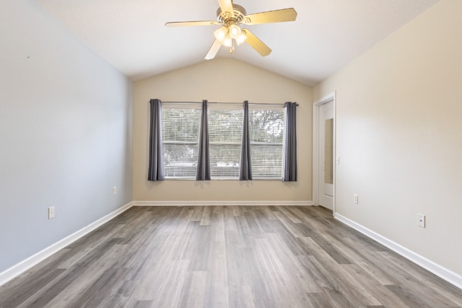 Building Photo - 8324 72nd Ln E