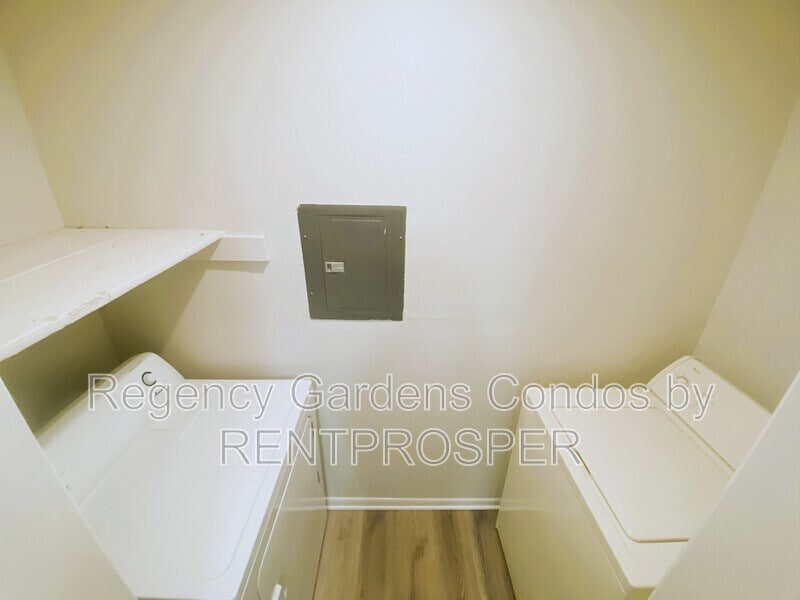 Photo - 4225 Thornbriar Lane
