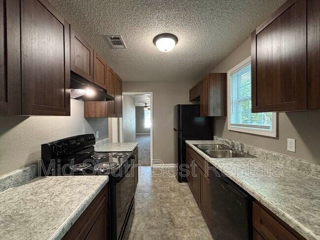 Foto del edificio - 2103 S Tyler St