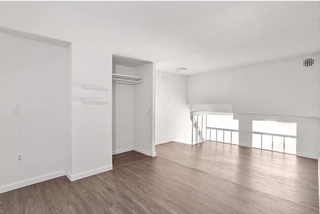 Building Photo - 2 bedroom in New York NY 10038