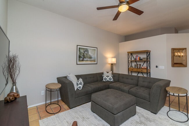 Building Photo - 9315 E Aster Dr