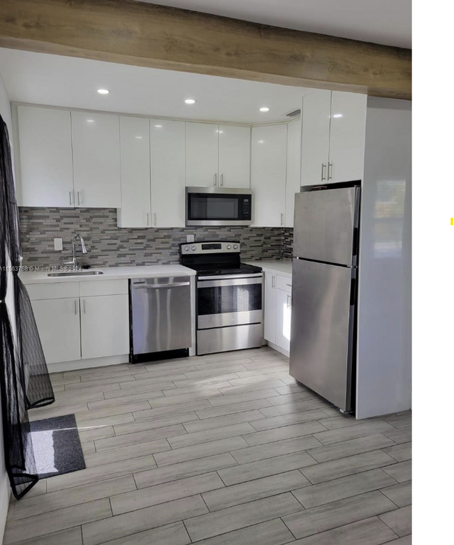 University Manor Apartments for Rent with Parking Miami, FL 19