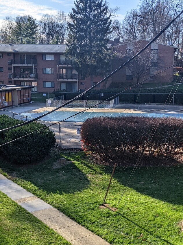 7366 Lee Hwy Unit 201, Falls Church, VA 22046 Condo for Rent in Falls