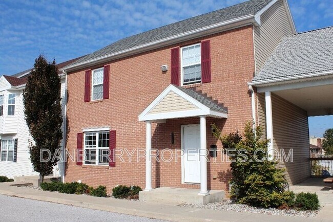 Foto del edificio - 1107 N Byrne Rd