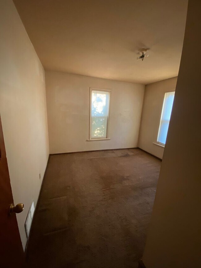 Foto del edificio - **Remodeled** Cute Little Two Bedroom Home