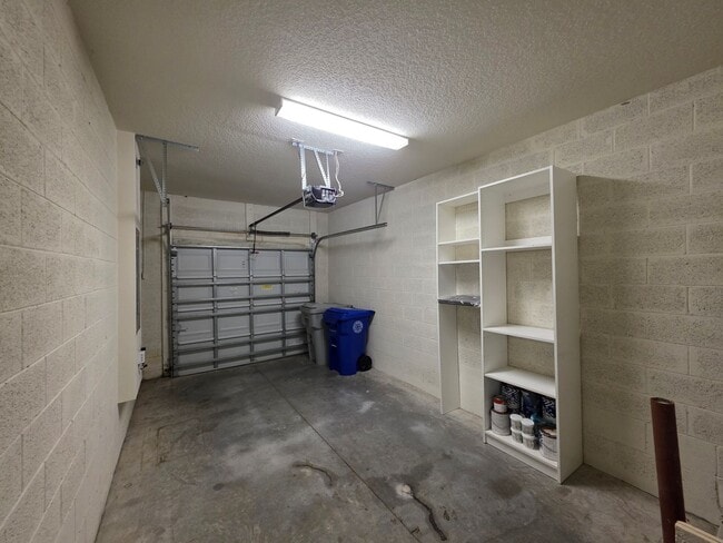 3/2.5 in Gated Community at PROVENCE BAY - 3/2.5 in Gated Community at PROVENCE BAY House