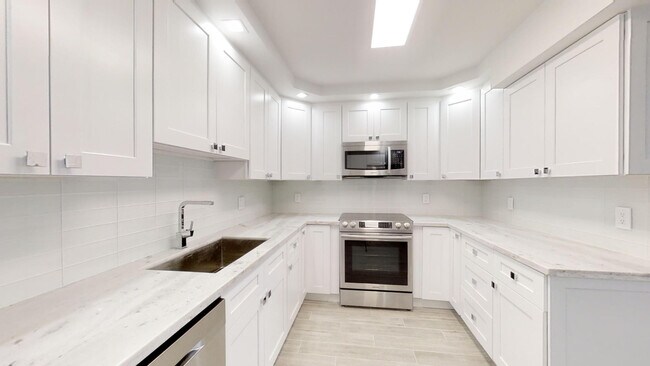 Foto del edificio - 3980 Oaks Clubhouse Dr
