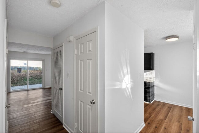 Building Photo - 21864 Ronald Dr