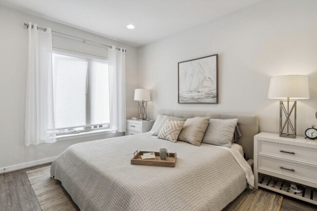 Foto del edificio - Brand New Build In Heart of Rockville - Roof Terrace, Private Garage, Custom Kitchen and Master Bath