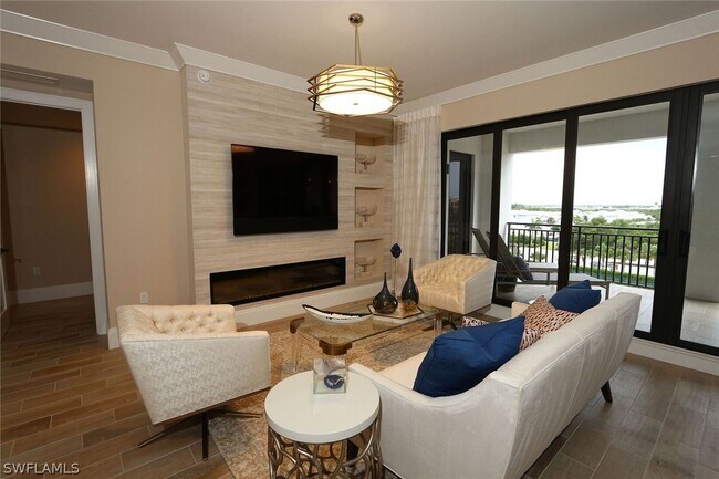 Building Photo - 1135 3rd Ave S