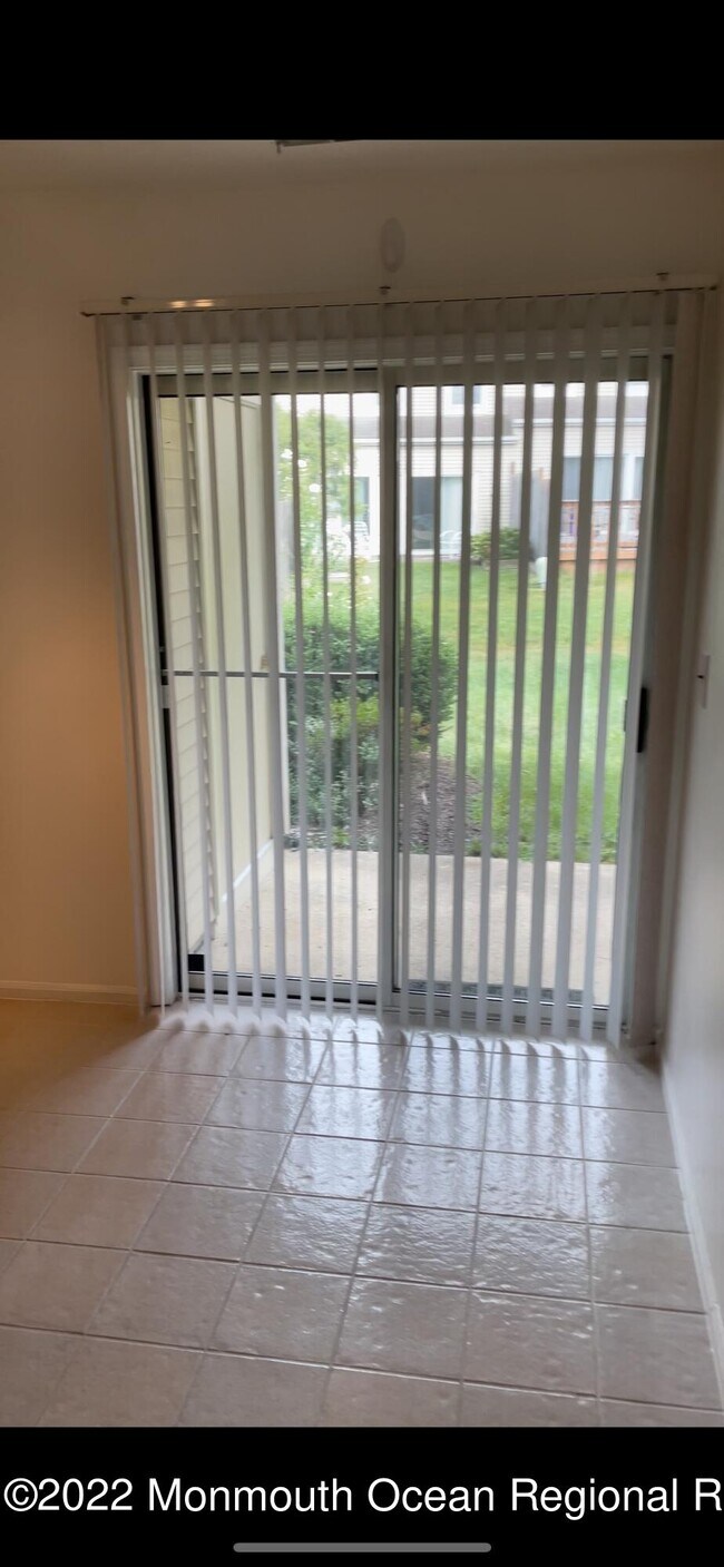 Foto del edificio - 72 Percival Ct