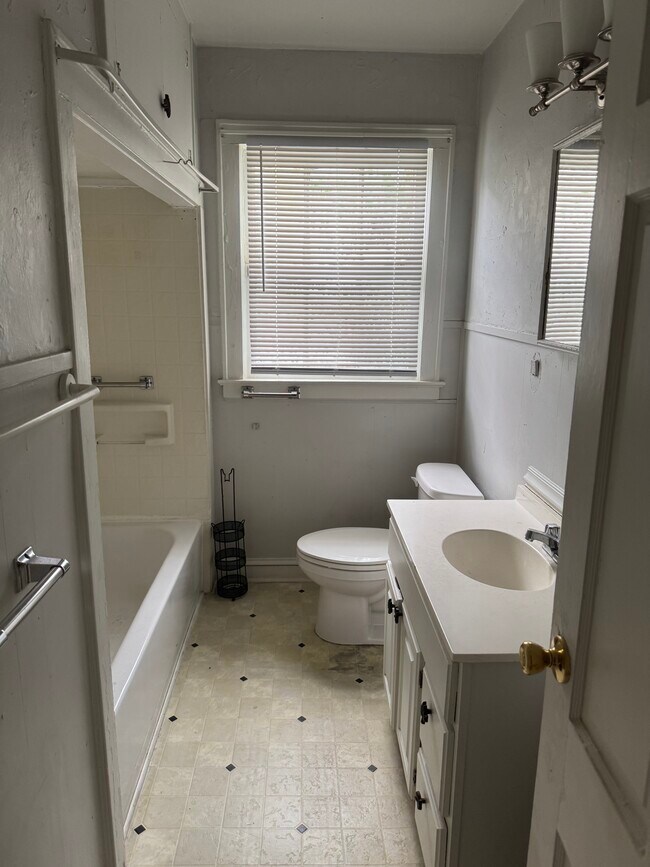 Foto del edificio - 113 E Merrick St