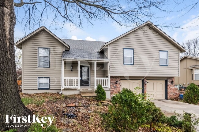 Building Photo - 507 Belmont Dr