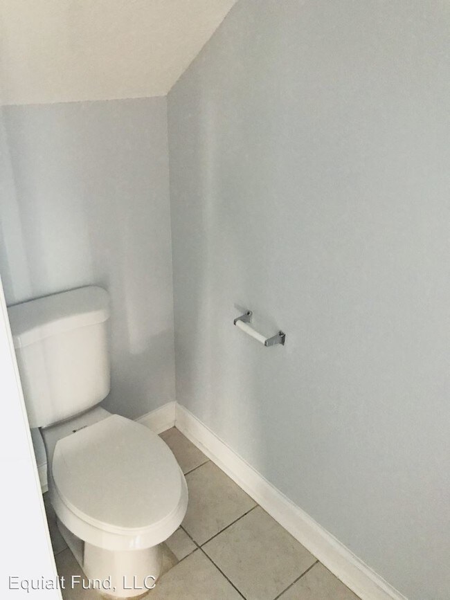 Foto del edificio - 2 br, 1.5 bath House - 7167 E. Bank Drive