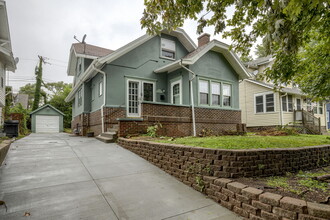 Building Photo - 2516 N 48th St