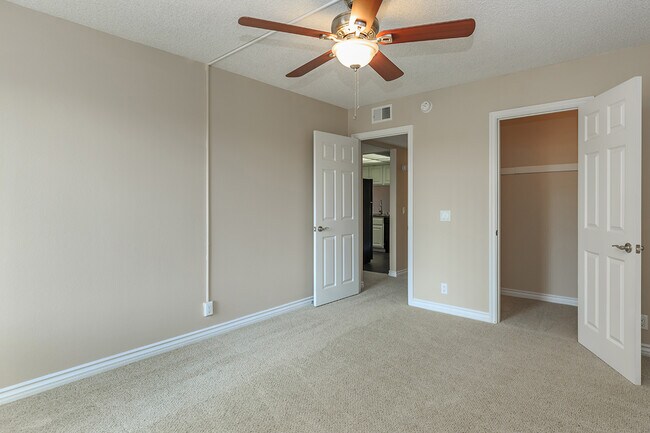 Building Photo - Birchwood Village Apartment Homes