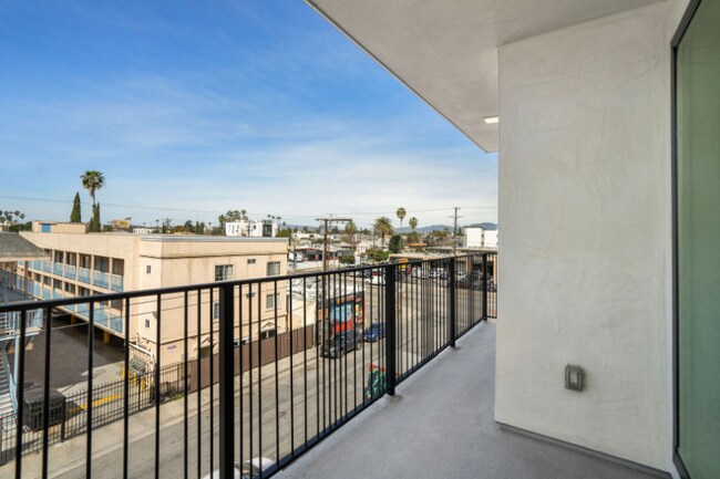 Foto del edificio - 5550 Bonner Ave