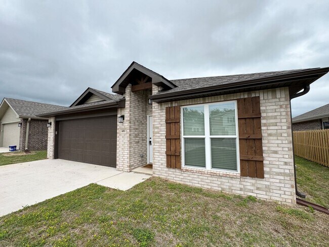 Foto del edificio - BRAND NEW 4 bedroom 2 bath home in Prairie Grove
