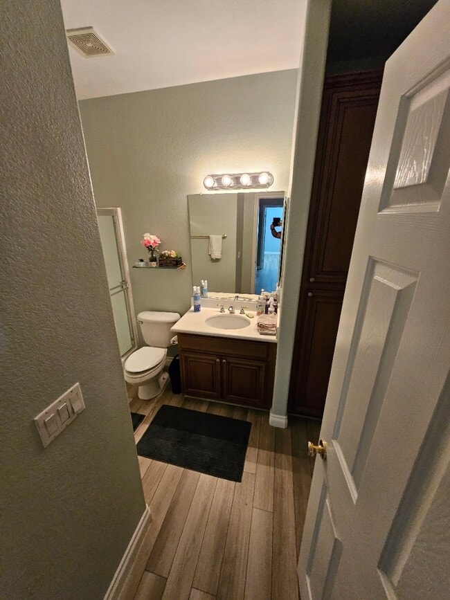 Foto del edificio - 14024 Tiger Lily Ct