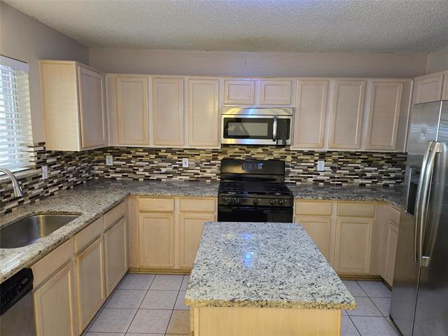Building Photo - 7417 Euclid Dr