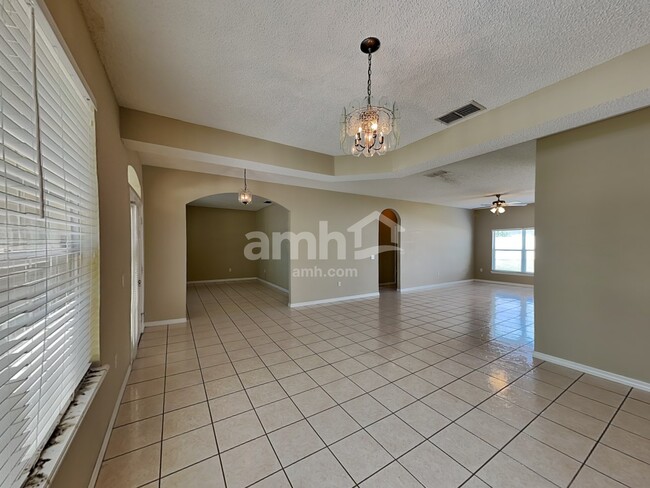 Foto del edificio - 2505 Sherbrook Ln