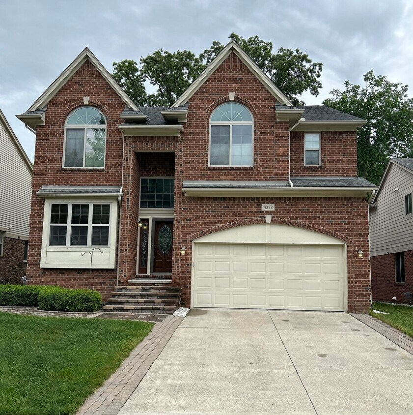 4378 Hedgewood Dr, Troy, MI 48098 House Rental in Troy, MI