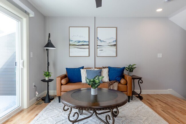 Foto del edificio - Estates at Langley Cove