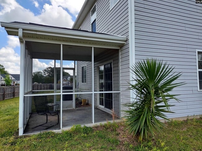 Building Photo - 318 Charter Oak Ct