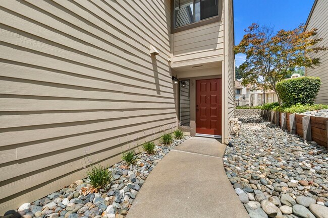 Foto del edificio - 5607 Walnut Ave