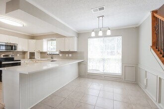 Building Photo - 20003 Atasca Villas Dr