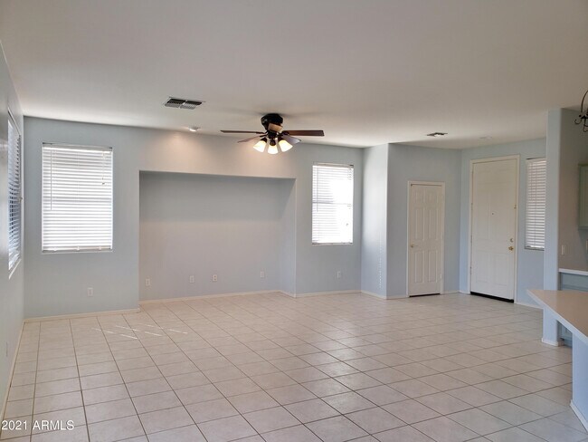Building Photo - 12849 W Campbell Ave