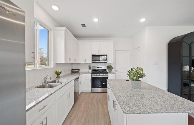 Foto del edificio - 24612 Applewood Crst Ln