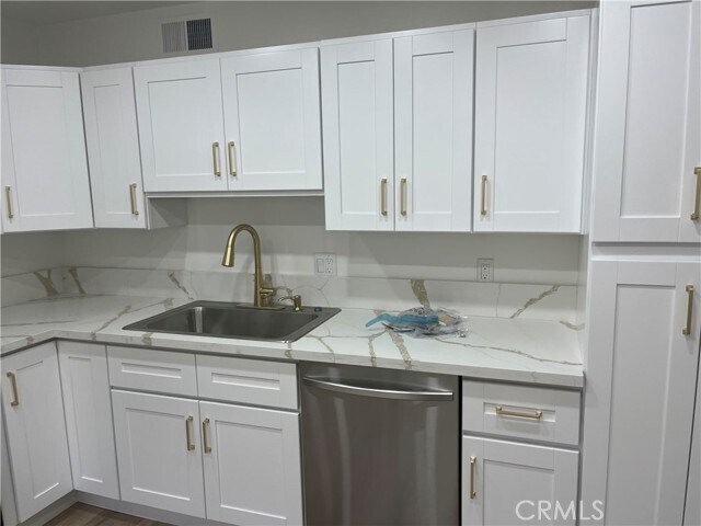 Building Photo - 9637 Via Rimini