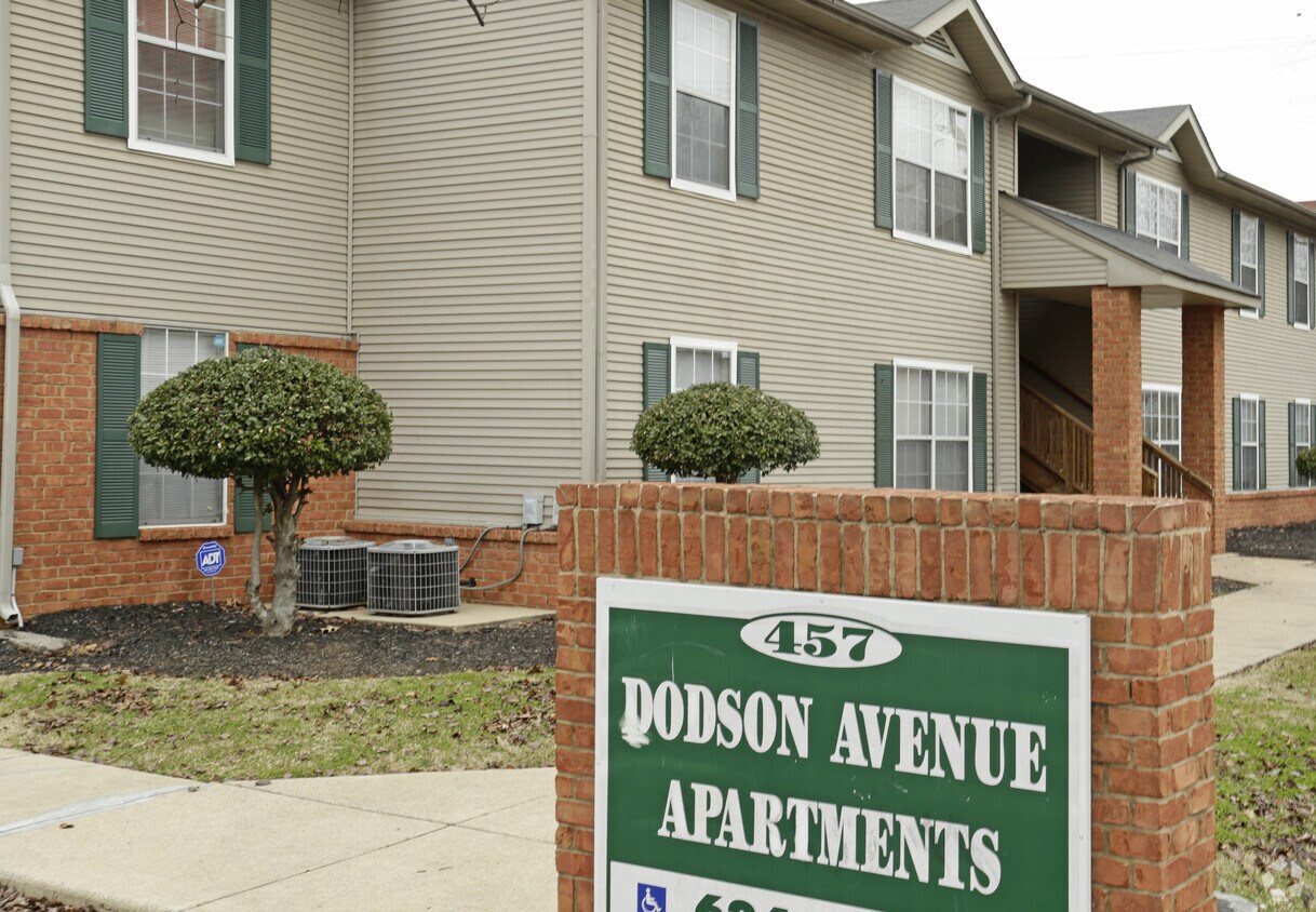 Foto principal - Dodson Ave Apartments