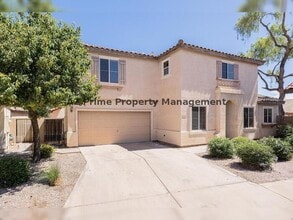 Building Photo - 670 E Mariposa Pl