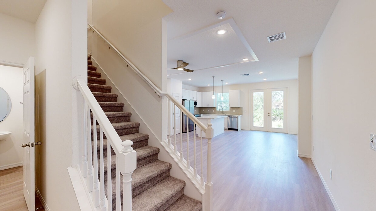 Photo - Valencia Isle Townhomes