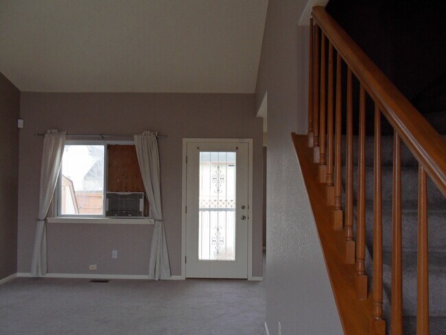 Building Photo - Spectacular 4 bedroom home with finished b...