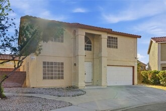 Building Photo - 808 Majestic Rock Cir